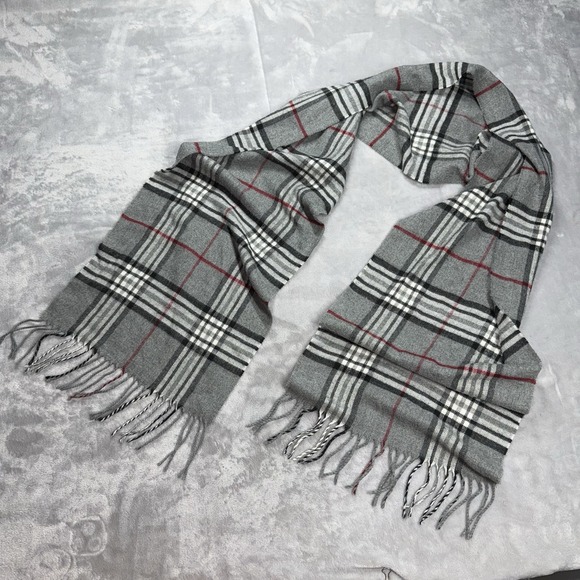 V. FRAAS Accessories - Vintage Unisex V Fraas Gray Plaid Cashmink Winter Scarf Fringed 70 Inch